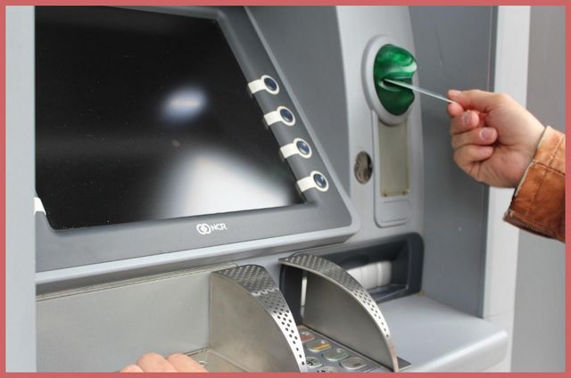 Cara Memasukkan Kartu ATM BRI
